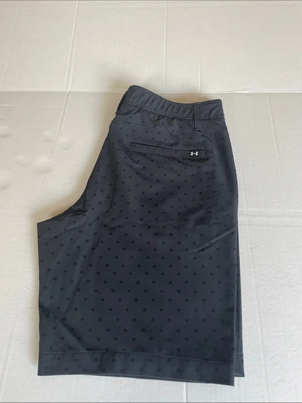 Under Armour Men’s Black Patterned Chinos